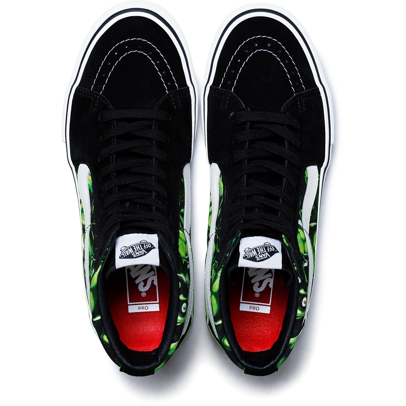 Supreme®/Vans® Skull Pile Sk8-Hi view 4
